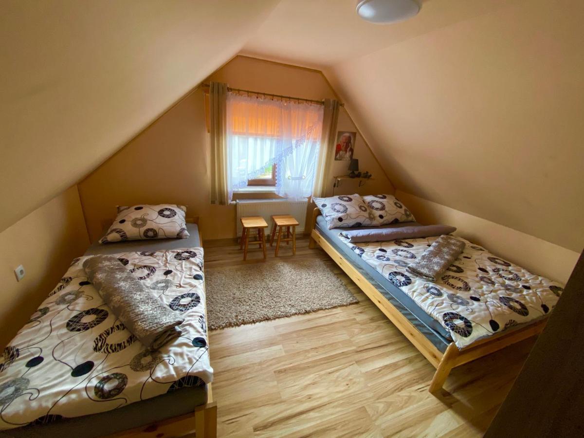 Domek Caloroczny "U Haliny" Mutne Exteriér fotografie